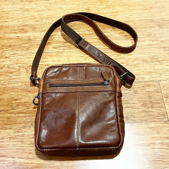 Jack Georges Chestnut Brown Genuine Leather Crossbody Bag w/ adjustable strap - Picture 2 of 11